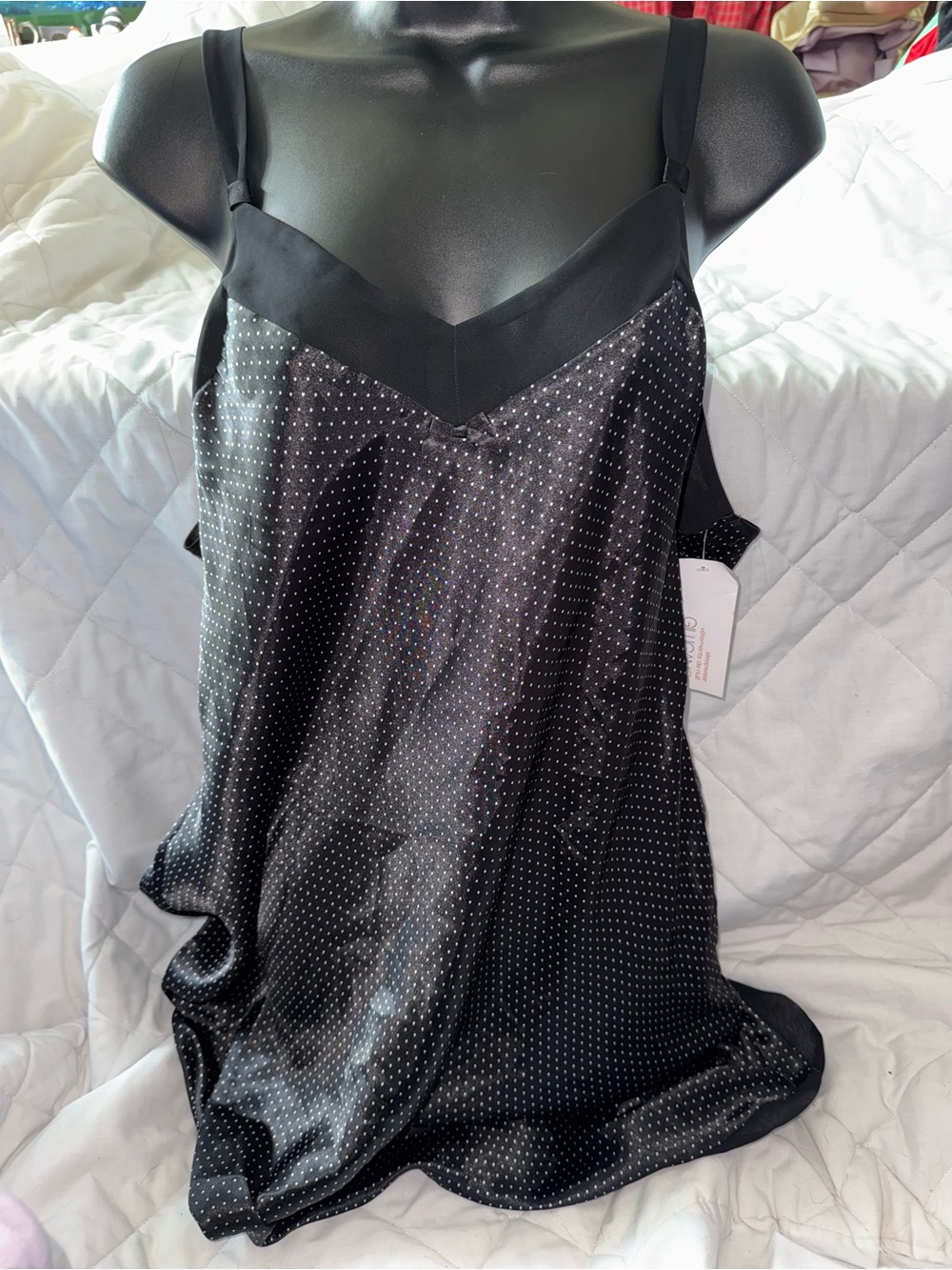 Gillian & O’Malley Brand New Satin Nightgown